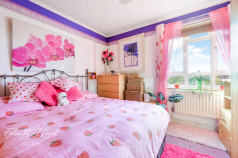 Dagnall Street, London SW11