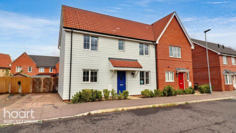 Larch Way, Red Lodge, Bury St Edmunds