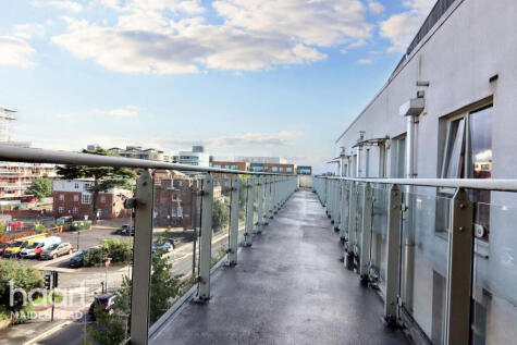 1 Kidwells Close, Maidenhead