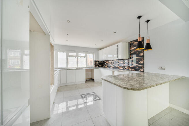 1331761-3-688795c...