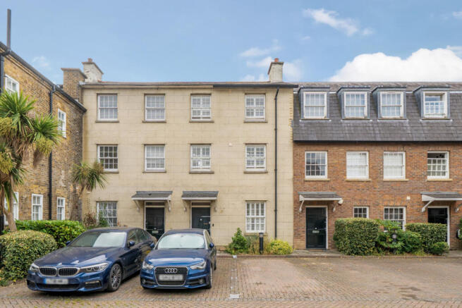 1340363-20-689da7...