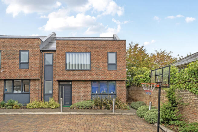 1347818-19-68b707...