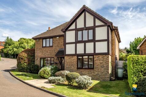 Gatley Drive, Burpham, Guildford, Surrey, GU4