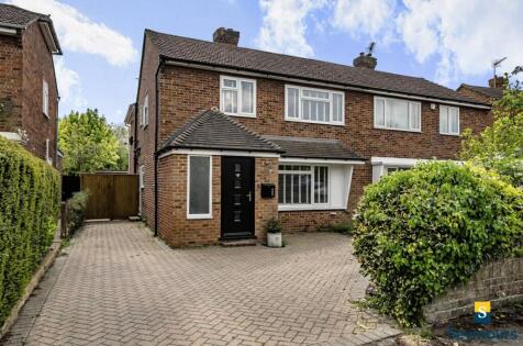 Queenhythe Road, Jacob's Well, Guildford, Surrey, GU4