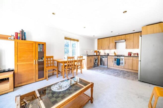 Kitchen/Lounge