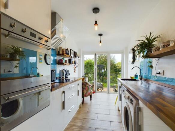 Kitchen/Breakfast Room