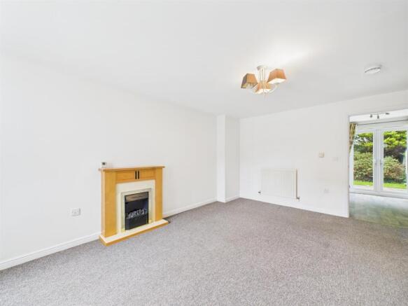 Living/Dining Room