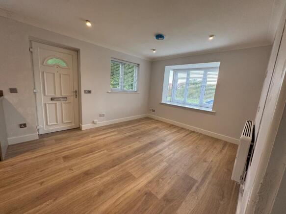 LIVING ROOM AREA