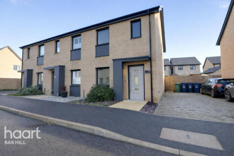 Windmill Close, Over