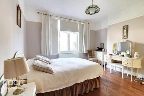 Brandville Gardens, Barkingside