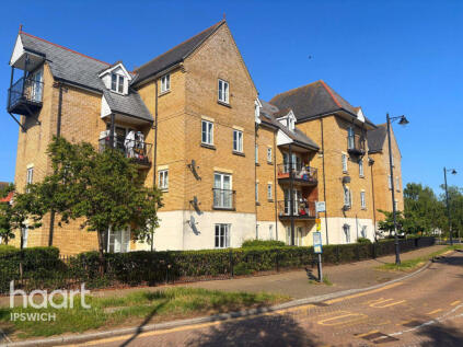 Ravenswood Avenue, Ipswich