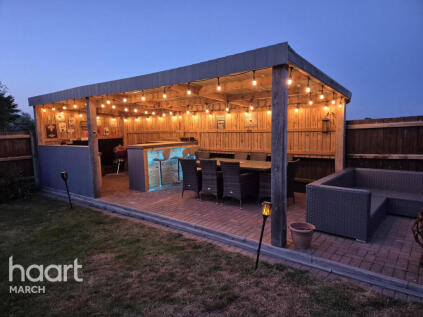 Whittlesey Road, Turves