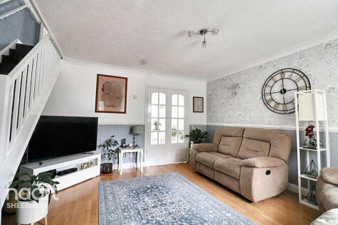 Squires Court, Eastchurch