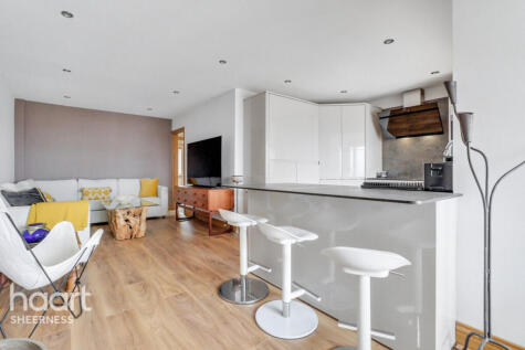 Knoll Way, Warden Bay