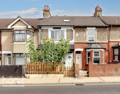Luton High Street, Chatham