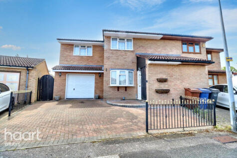 Mullein Court, Grays