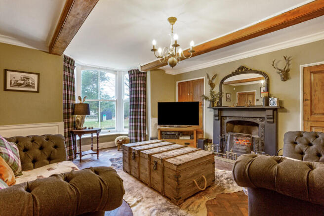 84228_Manor Farm ...