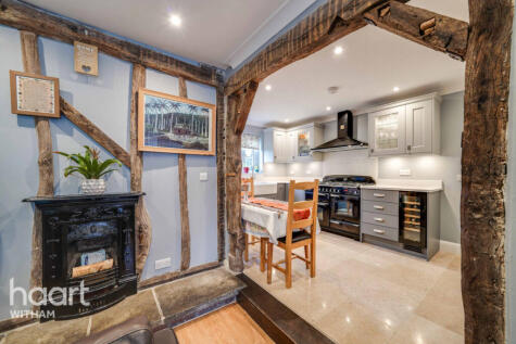 Tiberius Gardens, Witham