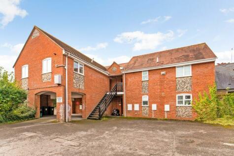 Tring - 1 bedroom apartment for sale