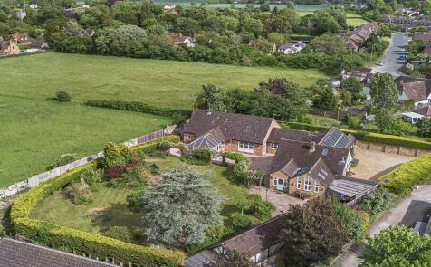 New Road, Aston Clinton