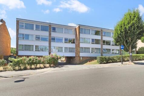 Queens Road, Buckhurst Hill, Essex, IG9