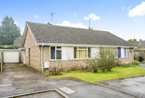 Lawn Crescent, Shurdington, Cheltenham, Gloucestershire, GL51