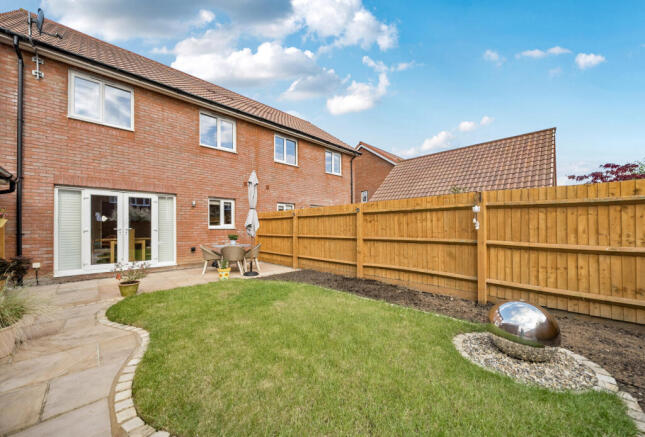 1298327-31-682e0b...