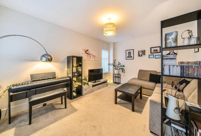 1385445-10-692dd5...