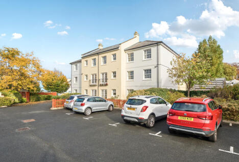 Commercial Street, Cheltenham, Gloucestershire, GL50