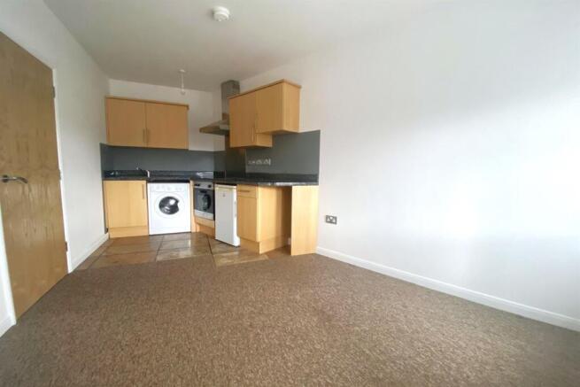 Living Room / Kitche