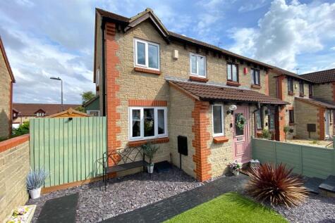 Memorial Road, Hanham, BS15
