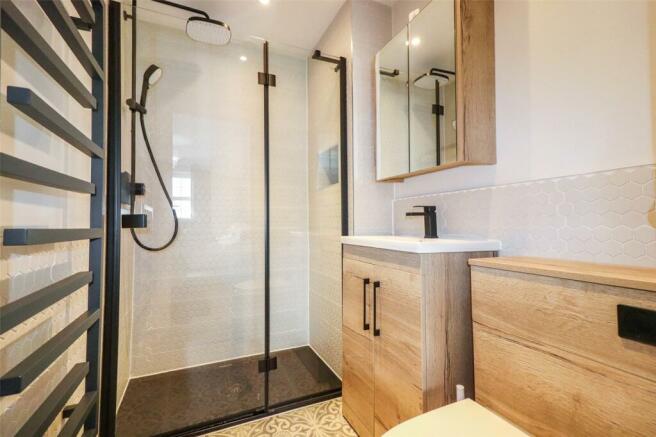 En-Suite Shower