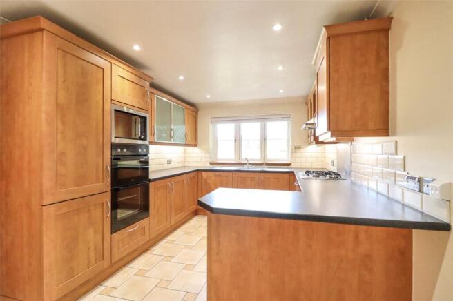 Kitchen/ Breakfast