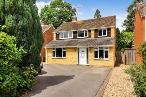 Carthona Drive, Fleet, Hampshire, GU52