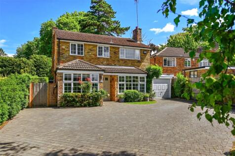 Thirlmere Crescent, Church Crookham, Fleet, Hampshire, GU52