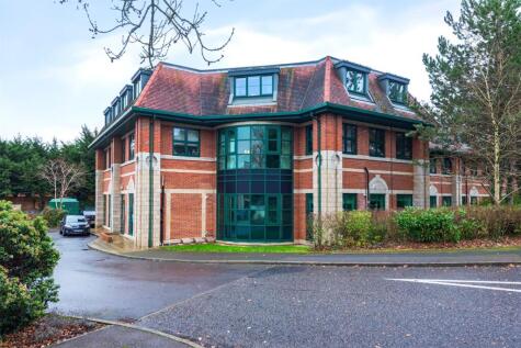 Minley Road, Fleet, Hampshire, GU51