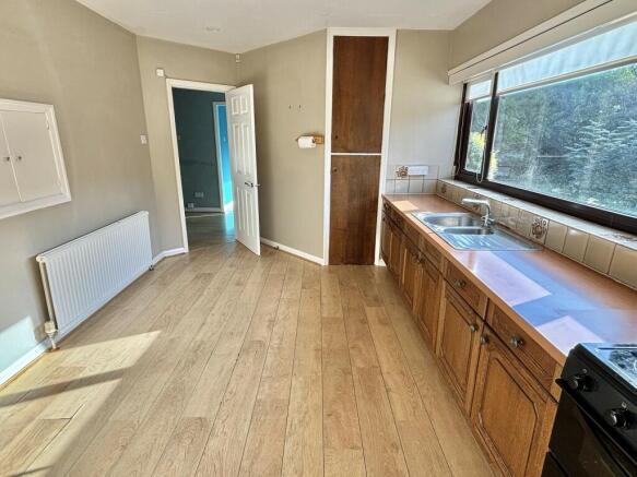 KITCHEN /DINER