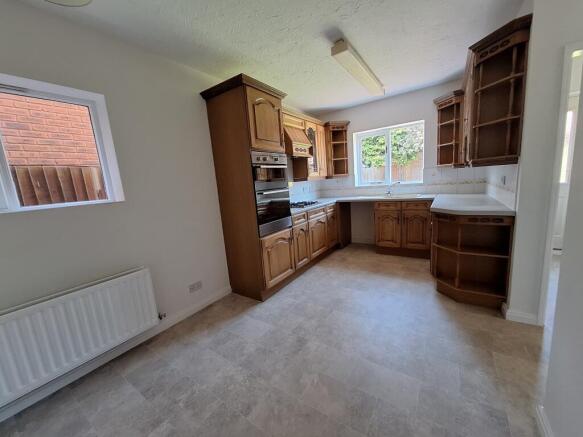 KITCHEN /DINER