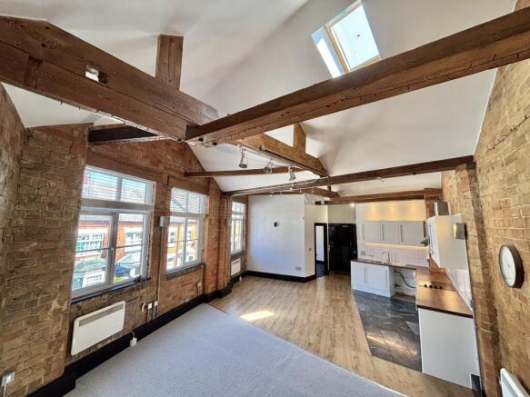 LIVING KITCHEN/DINER