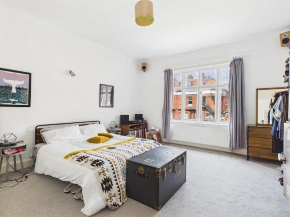 CAM04311G0-PR0049-STILL004 - Copy.jpg