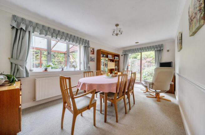 1360690-1-68e6339...