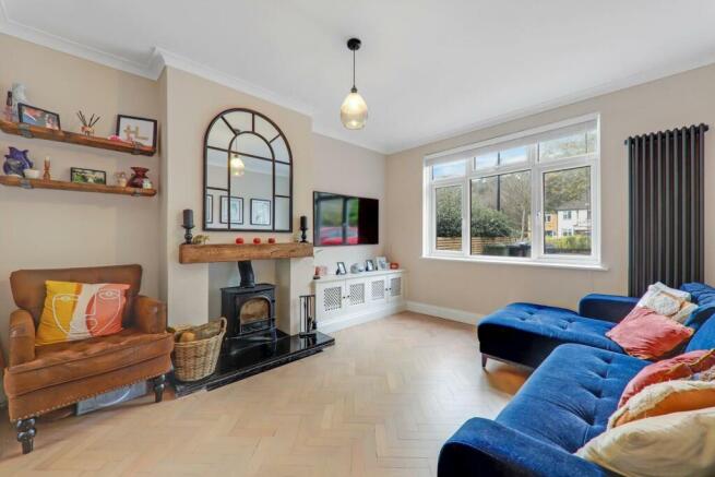 01-3473JHPropWpen - 16 Auckland Close - 1-medium.j