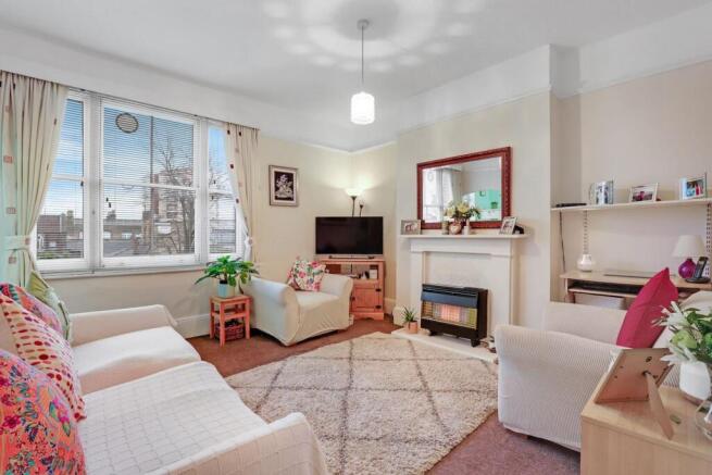 05-06dfJHPropWpen - 9 Suffolk Road - 13-medium.jpg