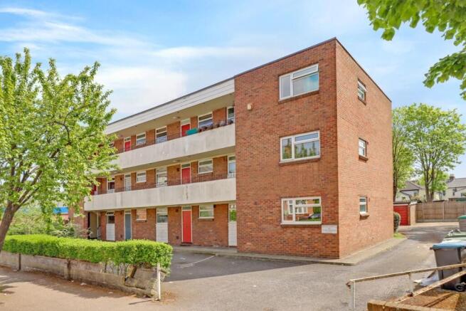 15-4c98JHPropWpen - 5 Harley Court -43-medium.JPG