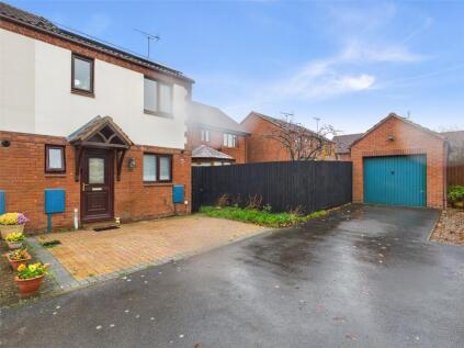 Waterton Close, Hucclecote, Gloucester, Gloucestershire, GL3