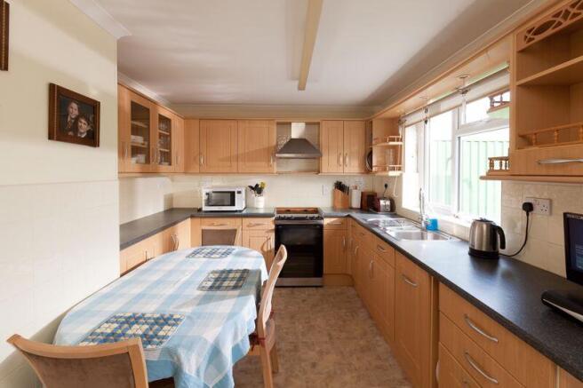 Kitchen / Dining Room