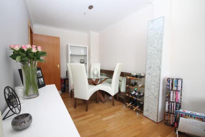 diningroom.jpg