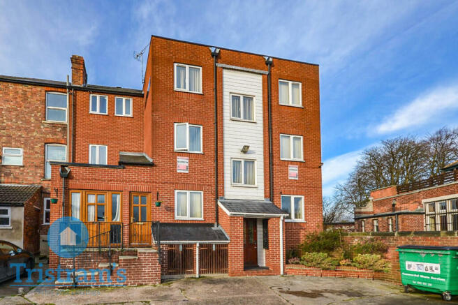 1 Lambly House-2