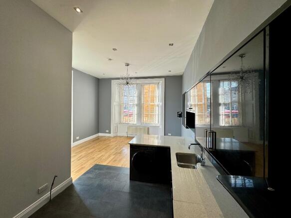 Kitchen/Living.