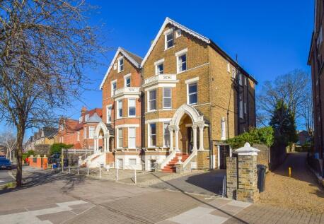 Kew Gardens Road, London, TW9